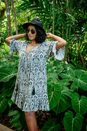 Cosmopolitan Short Dress – Grey Damask