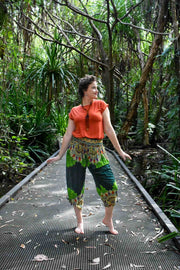 Freya Pants in Shakti Green Forest