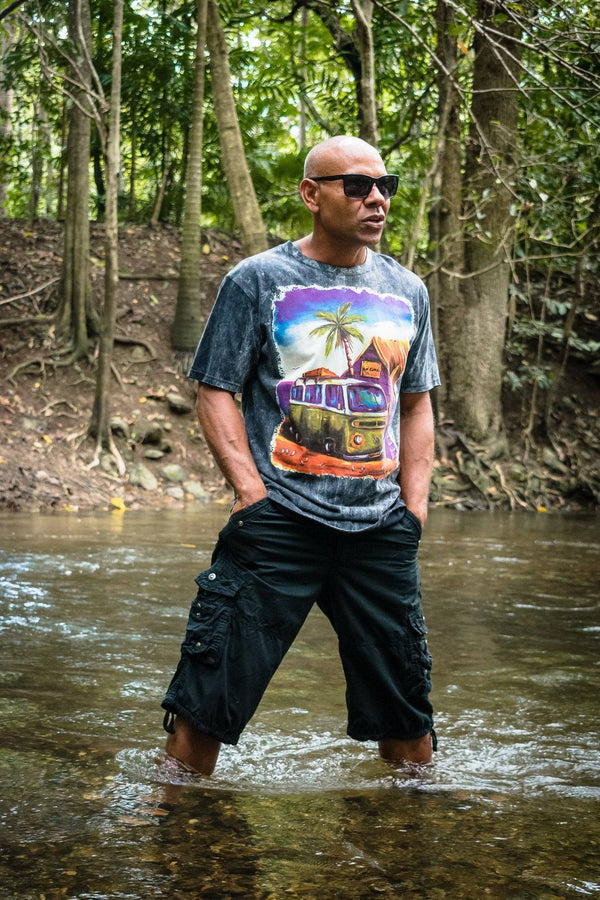 Alternate T Shirt in Beach Shack Black